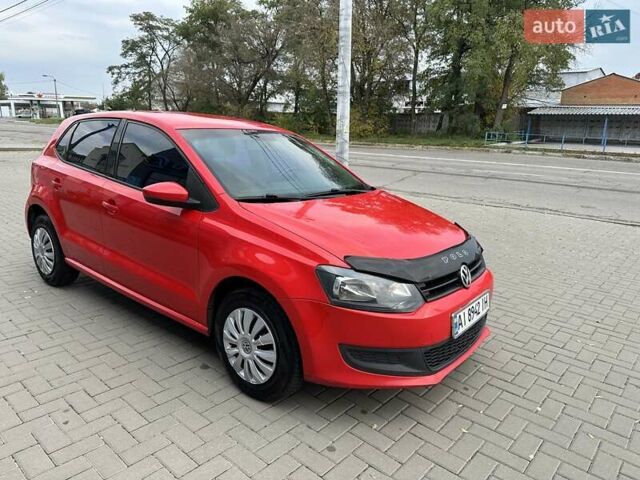 Красный Фольксваген Поло, объемом двигателя 1.39 л и пробегом 158 тыс. км за 6900 $, фото 1 на Automoto.ua