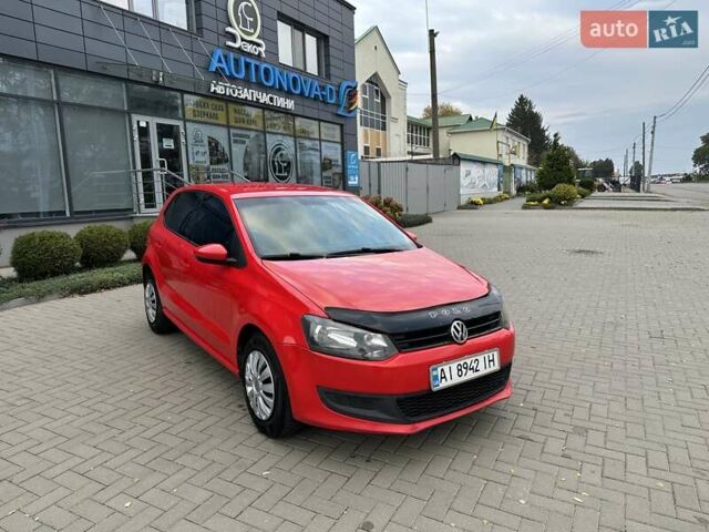 Красный Фольксваген Поло, объемом двигателя 1.39 л и пробегом 158 тыс. км за 6900 $, фото 3 на Automoto.ua