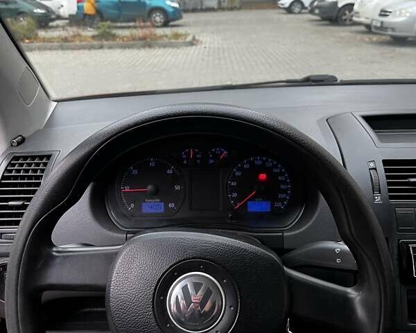 Червоний Фольксваген Поло, об'ємом двигуна 1.4 л та пробігом 195 тис. км за 2600 $, фото 10 на Automoto.ua