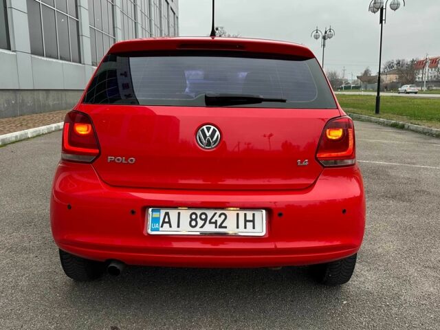 Красный Фольксваген Поло, объемом двигателя 1.4 л и пробегом 158 тыс. км за 6950 $, фото 19 на Automoto.ua