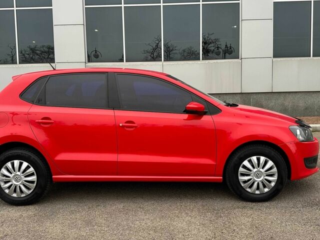 Красный Фольксваген Поло, объемом двигателя 1.4 л и пробегом 158 тыс. км за 6950 $, фото 17 на Automoto.ua