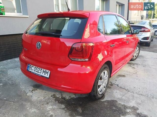 Красный Фольксваген Поло, объемом двигателя 1.2 л и пробегом 150 тыс. км за 6100 $, фото 14 на Automoto.ua