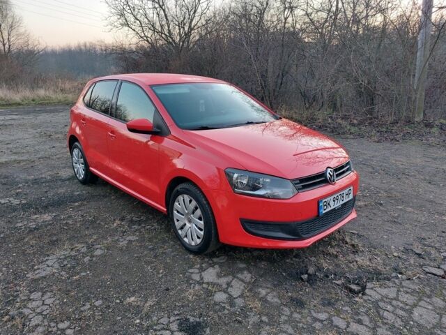 Червоний Фольксваген Поло, об'ємом двигуна 1.2 л та пробігом 200 тис. км за 5550 $, фото 7 на Automoto.ua