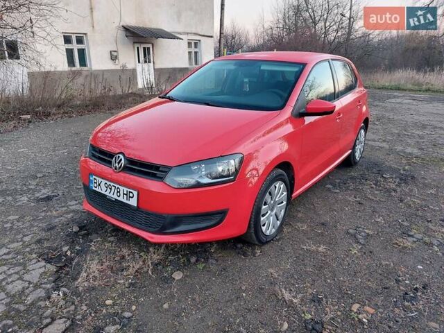 Червоний Фольксваген Поло, об'ємом двигуна 1.2 л та пробігом 200 тис. км за 5550 $, фото 27 на Automoto.ua