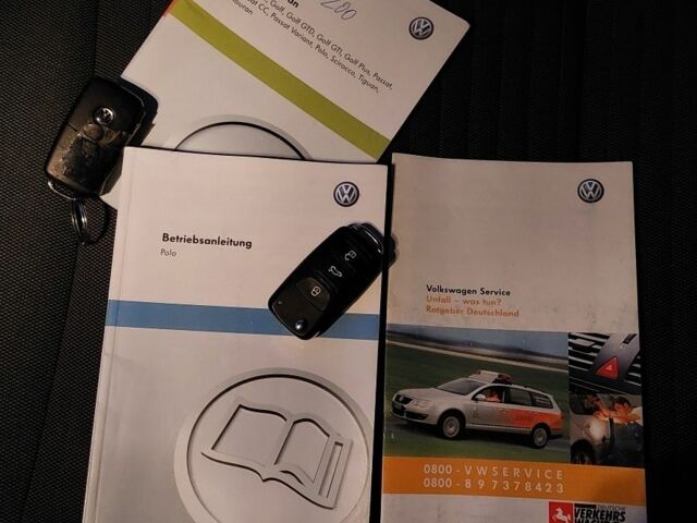 Червоний Фольксваген Поло, об'ємом двигуна 1.2 л та пробігом 200 тис. км за 5550 $, фото 8 на Automoto.ua