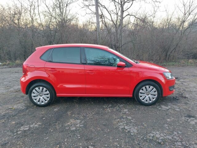 Червоний Фольксваген Поло, об'ємом двигуна 1.2 л та пробігом 200 тис. км за 5550 $, фото 6 на Automoto.ua