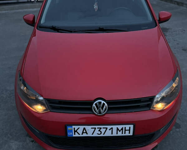 Червоний Фольксваген Поло, об'ємом двигуна 1.39 л та пробігом 112 тис. км за 6899 $, фото 7 на Automoto.ua