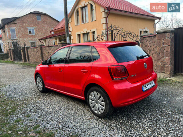 Красный Фольксваген Поло, объемом двигателя 1.2 л и пробегом 199 тыс. км за 5250 $, фото 13 на Automoto.ua