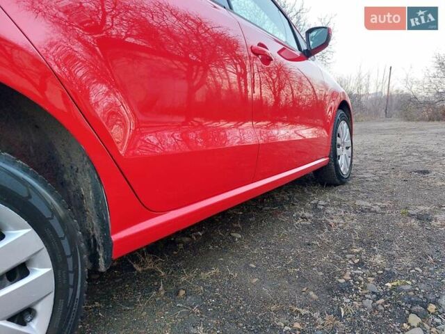 Червоний Фольксваген Поло, об'ємом двигуна 1.2 л та пробігом 200 тис. км за 5550 $, фото 21 на Automoto.ua