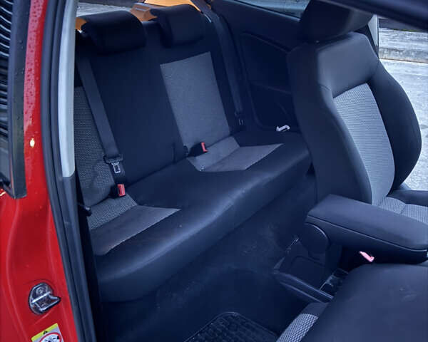 Червоний Фольксваген Поло, об'ємом двигуна 1.39 л та пробігом 112 тис. км за 6899 $, фото 18 на Automoto.ua