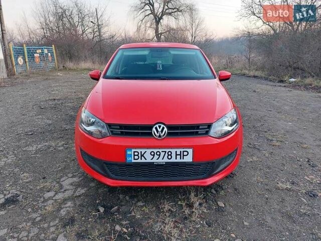 Червоний Фольксваген Поло, об'ємом двигуна 1.2 л та пробігом 200 тис. км за 5550 $, фото 26 на Automoto.ua