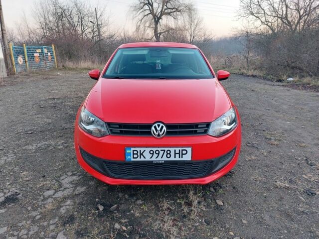 Червоний Фольксваген Поло, об'ємом двигуна 1.2 л та пробігом 200 тис. км за 5550 $, фото 13 на Automoto.ua