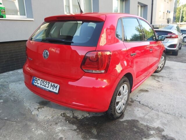 Красный Фольксваген Поло, объемом двигателя 1.2 л и пробегом 150 тыс. км за 5200 $, фото 12 на Automoto.ua