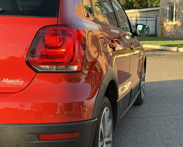 Красный Фольксваген Поло, объемом двигателя 1.2 л и пробегом 156 тыс. км за 9200 $, фото 11 на Automoto.ua