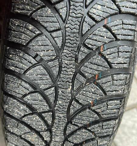 Червоний Фольксваген Поло, об'ємом двигуна 1.39 л та пробігом 180 тис. км за 7850 $, фото 13 на Automoto.ua