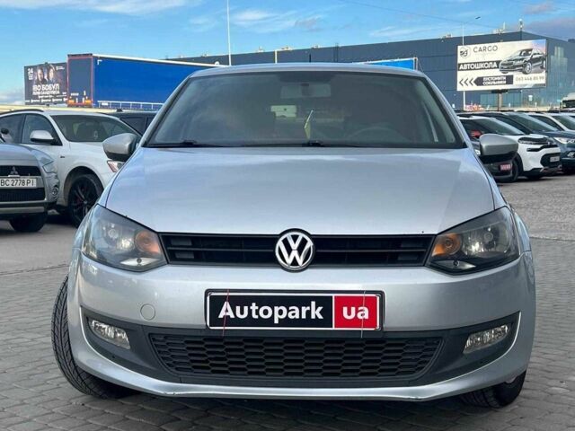 Красный Фольксваген Поло, объемом двигателя 2 л и пробегом 195 тыс. км за 6490 $, фото 1 на Automoto.ua