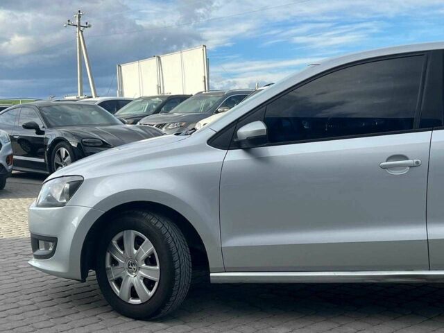 Красный Фольксваген Поло, объемом двигателя 2 л и пробегом 195 тыс. км за 6490 $, фото 3 на Automoto.ua