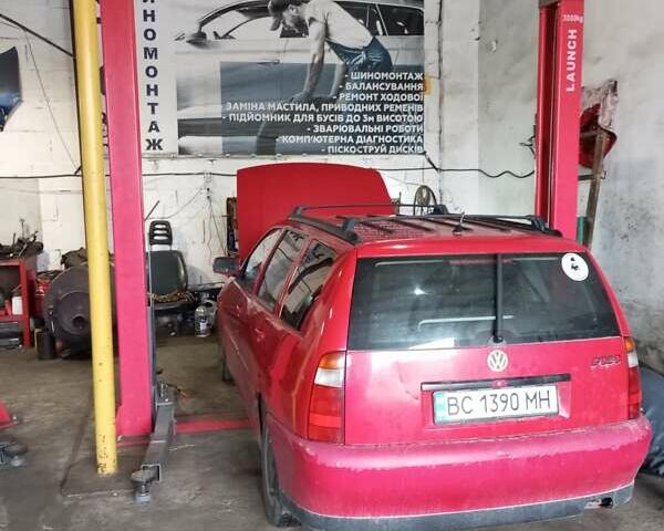Красный Фольксваген Поло, объемом двигателя 1.39 л и пробегом 185 тыс. км за 2000 $, фото 6 на Automoto.ua
