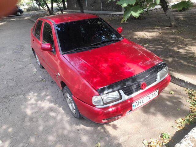 Фольксваген Поло 1998 у Краматорске на Automoto.ua Червоний Фольксваген Поло, об'ємом двигуна 1.4 л та пробігом 265 тис. км за 3000 $, фото 4 на Automoto.ua