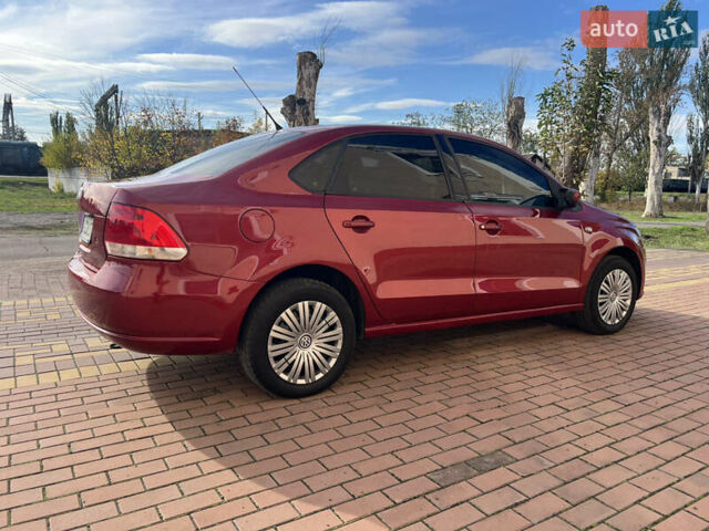 Красный Фольксваген Поло, объемом двигателя 1.6 л и пробегом 211 тыс. км за 6900 $, фото 12 на Automoto.ua
