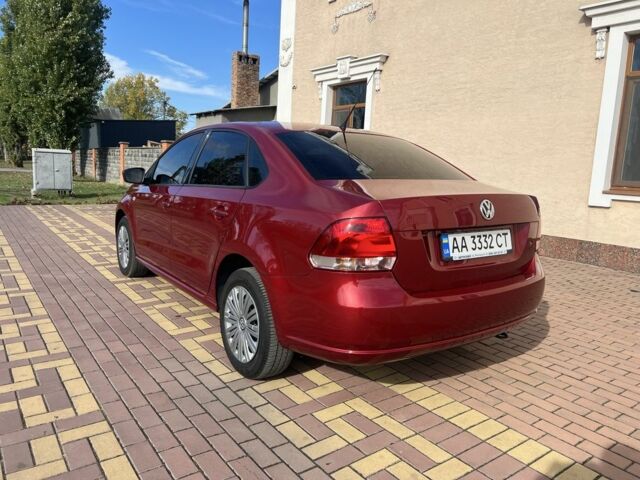 Красный Фольксваген Поло, объемом двигателя 1.6 л и пробегом 210 тыс. км за 7500 $, фото 7 на Automoto.ua