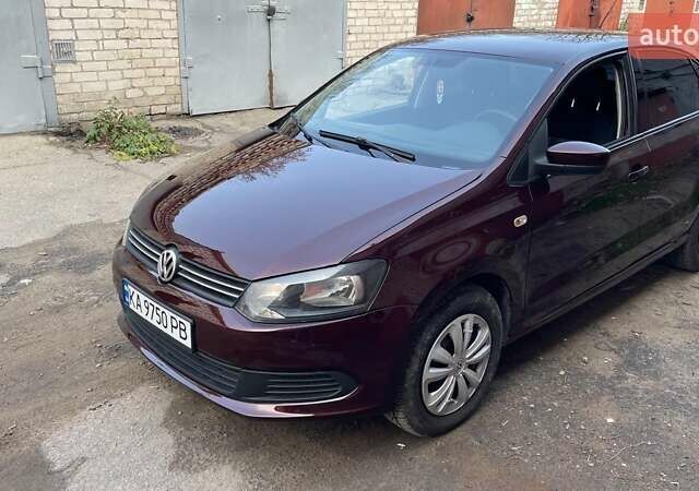 Червоний Фольксваген Поло, об'ємом двигуна 1.6 л та пробігом 380 тис. км за 6800 $, фото 5 на Automoto.ua