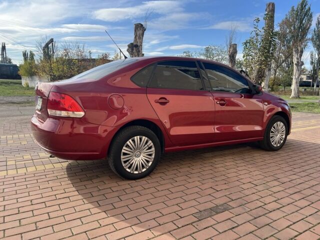 Красный Фольксваген Поло, объемом двигателя 1.6 л и пробегом 210 тыс. км за 7500 $, фото 9 на Automoto.ua