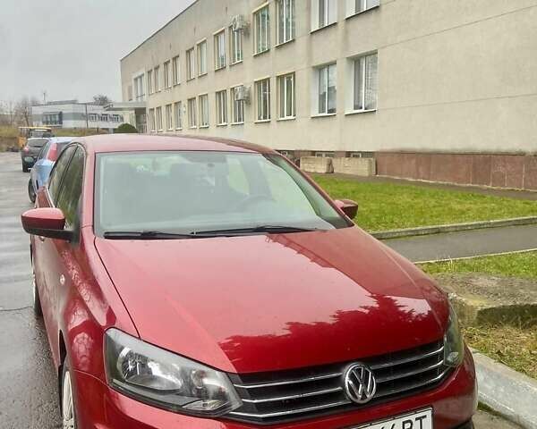Красный Фольксваген Поло, объемом двигателя 1.6 л и пробегом 90 тыс. км за 9500 $, фото 3 на Automoto.ua