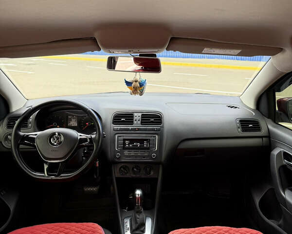 Червоний Фольксваген Поло, об'ємом двигуна 1.6 л та пробігом 199 тис. км за 9300 $, фото 7 на Automoto.ua