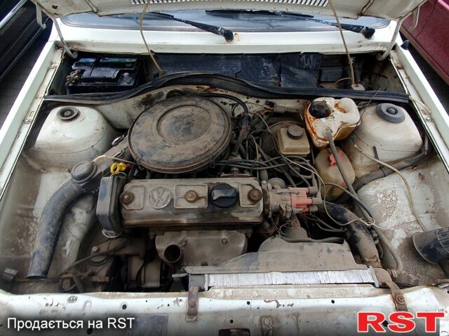 Фольксваген Поло, объемом двигателя 1 л и пробегом 0 тыс. км за 900 $, фото 6 на Automoto.ua