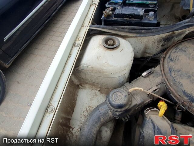 Фольксваген Поло, объемом двигателя 1 л и пробегом 0 тыс. км за 900 $, фото 5 на Automoto.ua