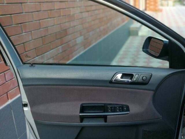 Фольксваген Поло, объемом двигателя 1.2 л и пробегом 250 тыс. км за 2000 $, фото 8 на Automoto.ua