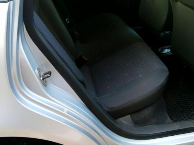 Фольксваген Поло, объемом двигателя 1.2 л и пробегом 250 тыс. км за 2000 $, фото 5 на Automoto.ua