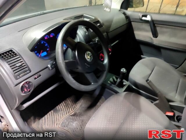 Фольксваген Поло, объемом двигателя 1.4 л и пробегом 250 тыс. км за 2950 $, фото 4 на Automoto.ua
