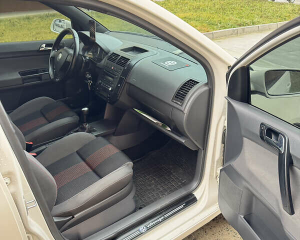 Фольксваген Поло, объемом двигателя 1.6 л и пробегом 202 тыс. км за 4900 $, фото 9 на Automoto.ua