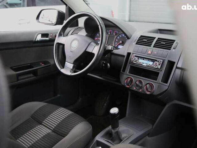 Фольксваген Поло, объемом двигателя 1.4 л и пробегом 168 тыс. км за 5200 $, фото 14 на Automoto.ua