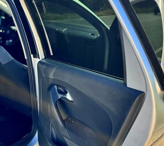 Фольксваген Поло, об'ємом двигуна 1.6 л та пробігом 303 тис. км за 7200 $, фото 12 на Automoto.ua