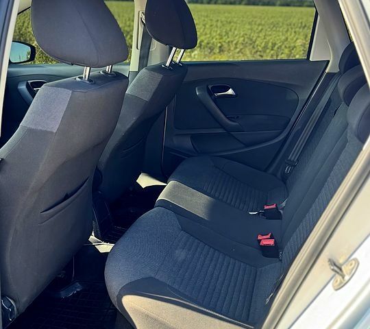 Фольксваген Поло, об'ємом двигуна 1.6 л та пробігом 303 тис. км за 7200 $, фото 10 на Automoto.ua