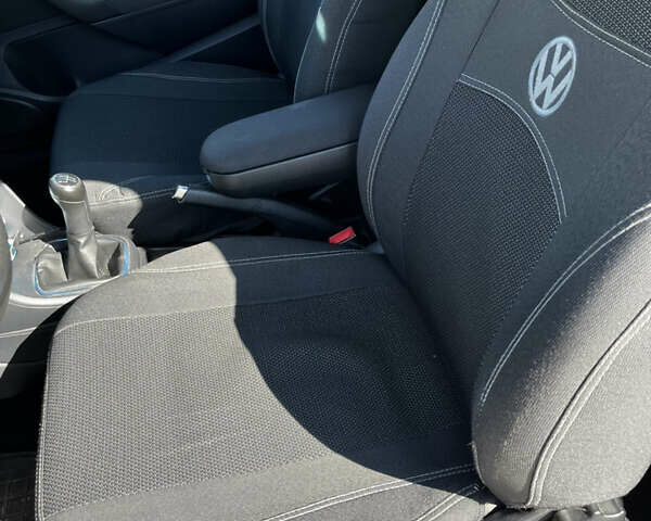 Фольксваген Поло, об'ємом двигуна 1.2 л та пробігом 175 тис. км за 5000 $, фото 19 на Automoto.ua