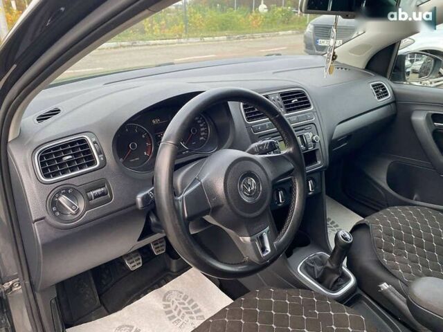 Фольксваген Поло, объемом двигателя 1.2 л и пробегом 250 тыс. км за 6300 $, фото 13 на Automoto.ua