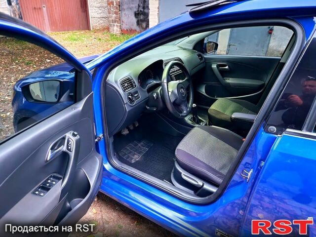 Фольксваген Поло, об'ємом двигуна 1.4 л та пробігом 160 тис. км за 6400 $, фото 4 на Automoto.ua