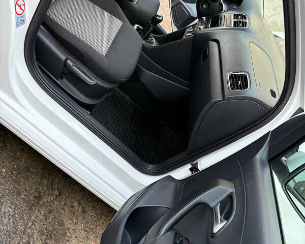 Фольксваген Поло, объемом двигателя 1.2 л и пробегом 245 тыс. км за 6500 $, фото 17 на Automoto.ua