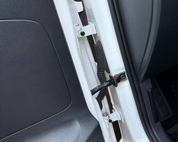 Фольксваген Поло, объемом двигателя 1.2 л и пробегом 245 тыс. км за 6500 $, фото 27 на Automoto.ua