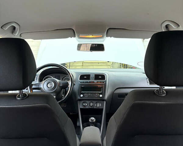 Фольксваген Поло, объемом двигателя 1.2 л и пробегом 245 тыс. км за 6500 $, фото 21 на Automoto.ua