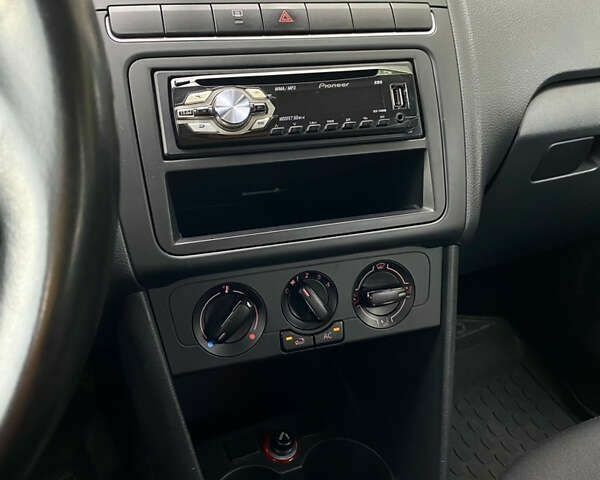 Фольксваген Поло, объемом двигателя 1.2 л и пробегом 155 тыс. км за 7199 $, фото 19 на Automoto.ua