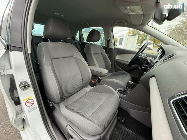 Фольксваген Поло, об'ємом двигуна 1.2 л та пробігом 132 тис. км за 8300 $, фото 12 на Automoto.ua