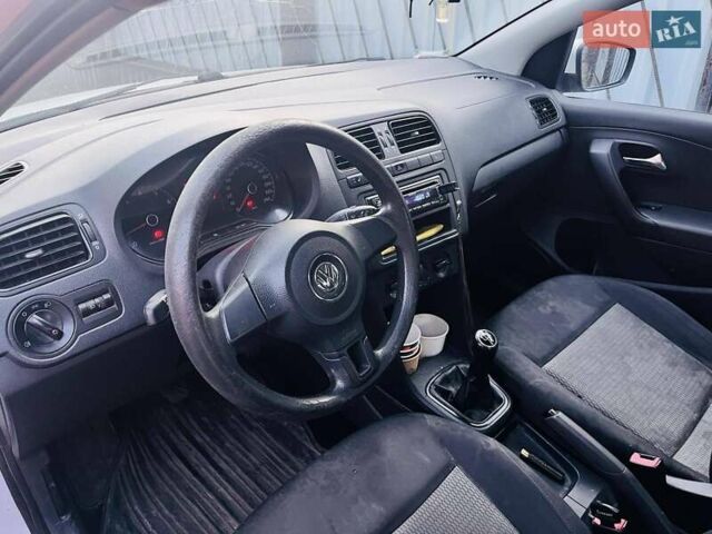 Фольксваген Поло, объемом двигателя 1.6 л и пробегом 175 тыс. км за 5000 $, фото 3 на Automoto.ua