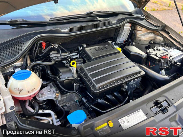 Фольксваген Поло, объемом двигателя 1.6 л и пробегом 66 тыс. км за 9900 $, фото 13 на Automoto.ua
