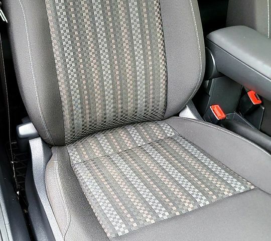 Фольксваген Поло, об'ємом двигуна 1.6 л та пробігом 74 тис. км за 10700 $, фото 8 на Automoto.ua