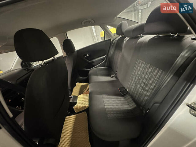 Фольксваген Поло, объемом двигателя 1.6 л и пробегом 90 тыс. км за 6500 $, фото 11 на Automoto.ua